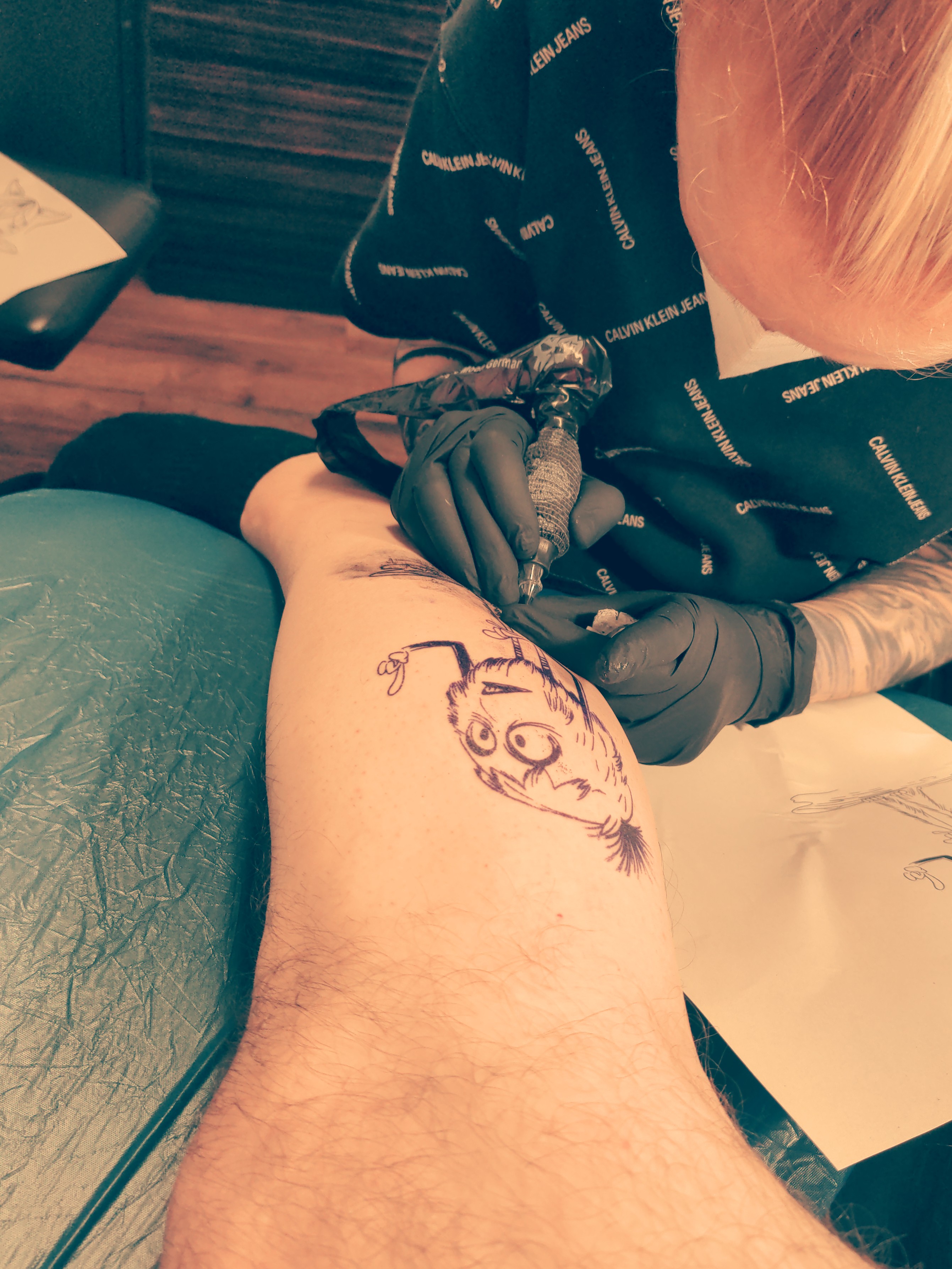 Tatzi bei der Arbeit